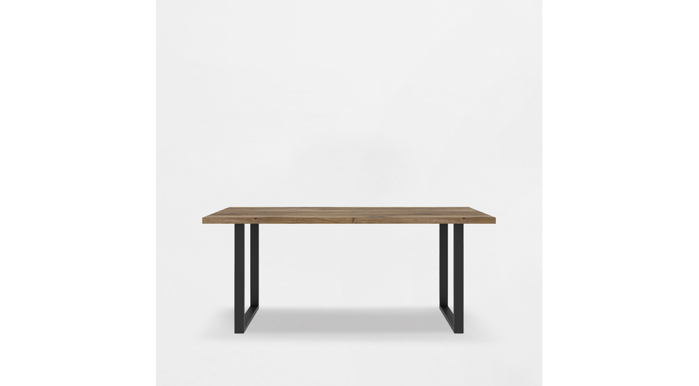 Stół w stylu industrialnym na czarnych nogach