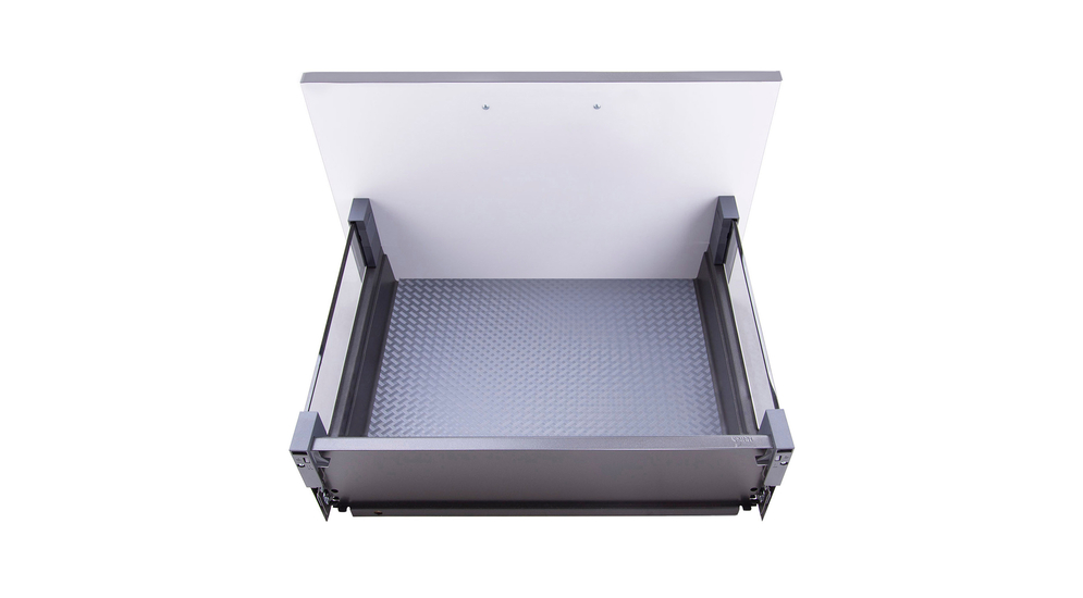 MINI BOX różni się od standardowej szuflady głębokością – dedykowany jest do płytkich korpusów w miejscach, gdzie nie możesz zastosować głębokich szuflad. 
