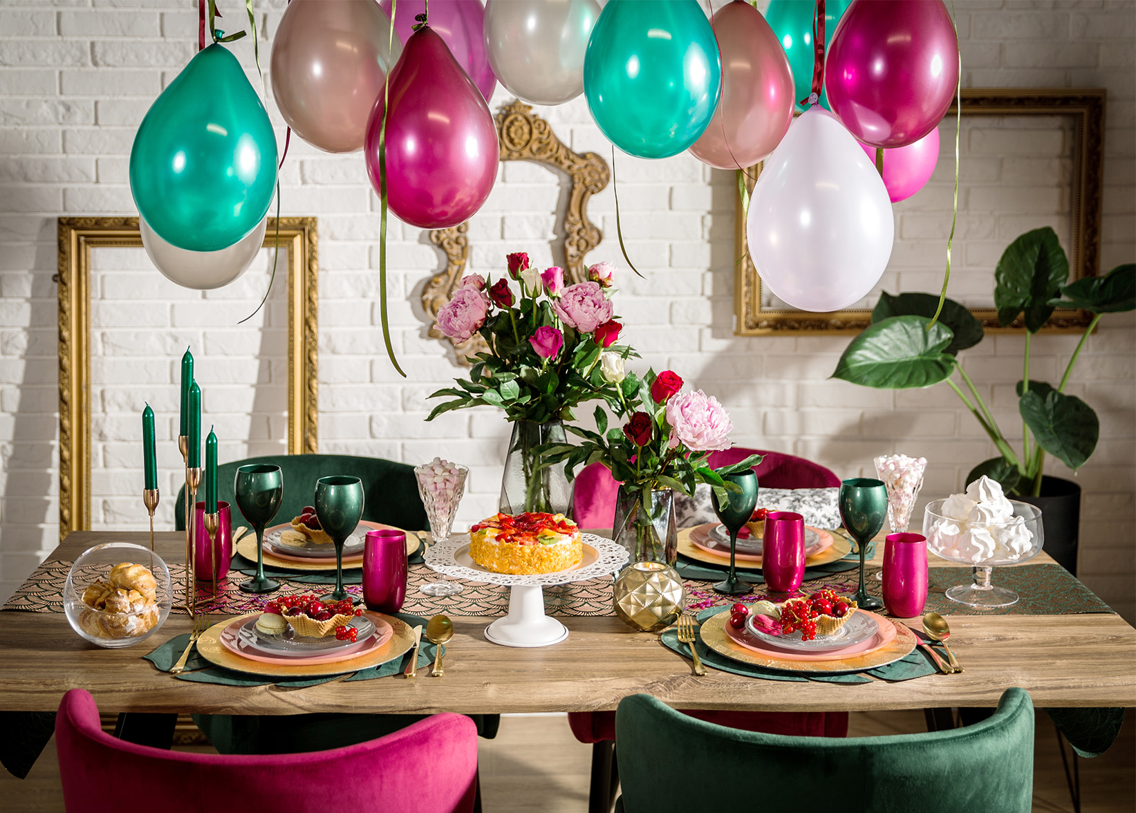Przyjęcie urodzinowe w domu - jak zaaranzować stół