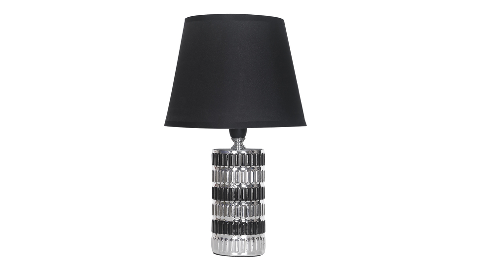 Ceramiczna lampa stołowa w srebrno-czarnym kolorze z czarnym abażurem.