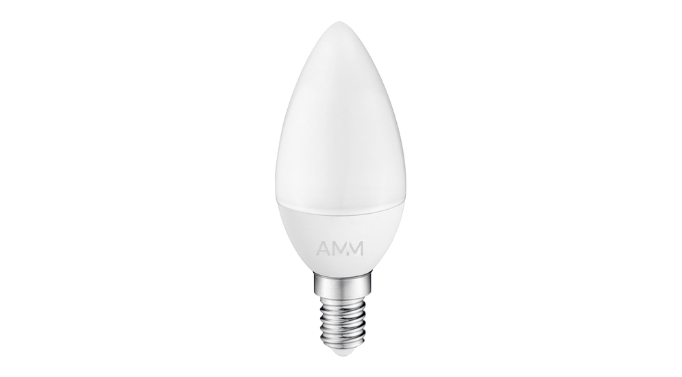 Żarówka AMM-E14-C37-4,9W-DW emituje światło o neutralnej barwie – 4000K i strumieniu 470 lumenów.