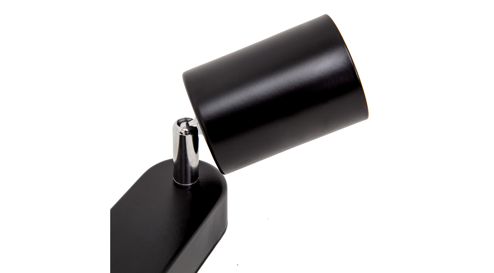3-punktowy model czarnej listwy ORO GAVIA posiada oprawę dla żarówek LED typu GU10 o mocy maksymalnej 10W. Umieścisz w nim żarówki o ciepłej, zimnej lub neutralnej temperaturze barwowej.