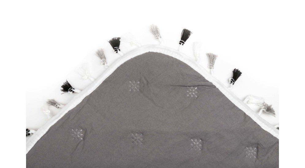 Narzuta na łóżko biało-czarna FRINGLE 180x200 cm