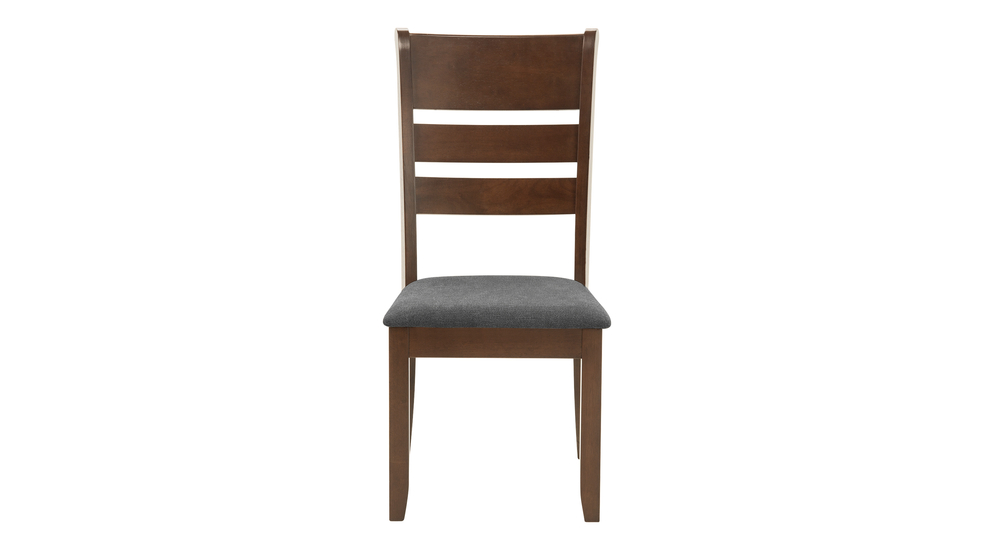 Krzesło tapicerowane szare DANUS z miękkim siedziskiem na drewnianych nogach.