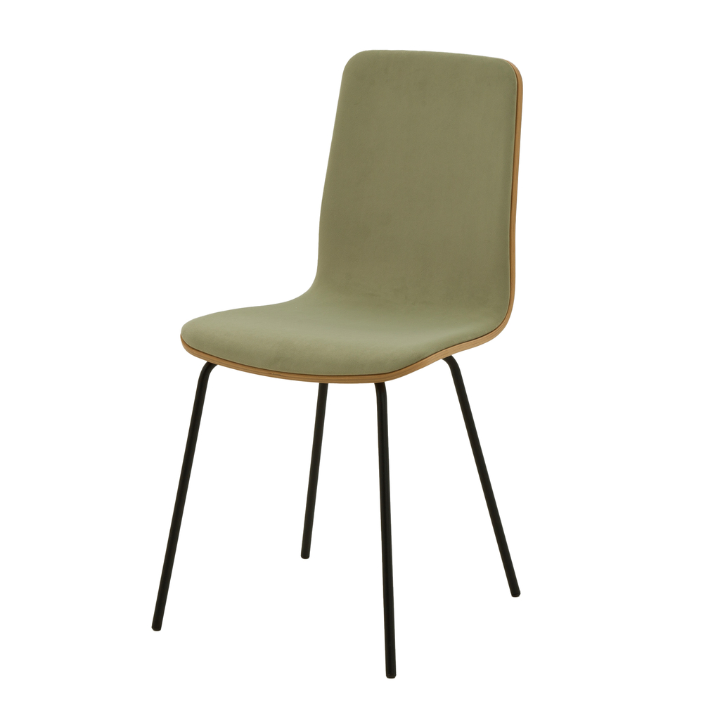 Krzesło VINGE z jasnozieloną tapicerką na metalowych nogach do nowoczesnej jadalni.