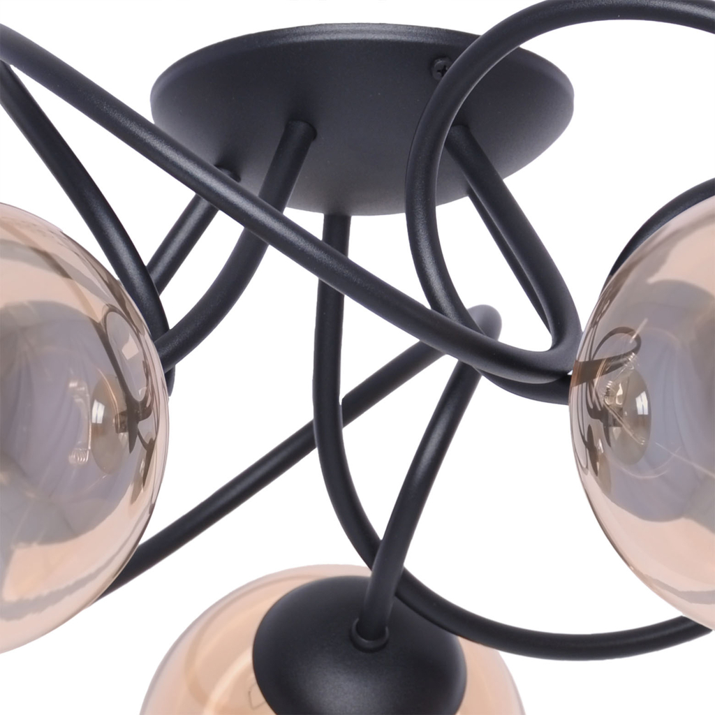 Komponenty lampy (metal + szkło) sprawiają, że sprawia ona solidne wrażenie, które pasuje do przestronnych wnętrz.