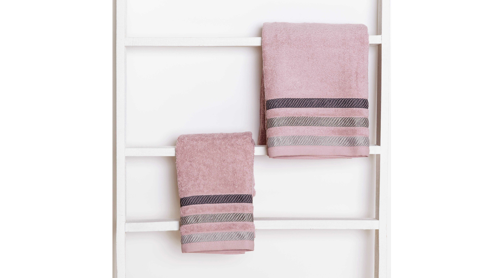Ręcznik różowy MOSS 50x100 cm