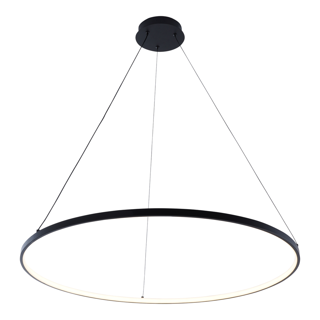 Pierścieniowy model lampy BRENO o średnicy 80 cm idealnie sprawdzi się w nowocześnie urządzonym salonie.