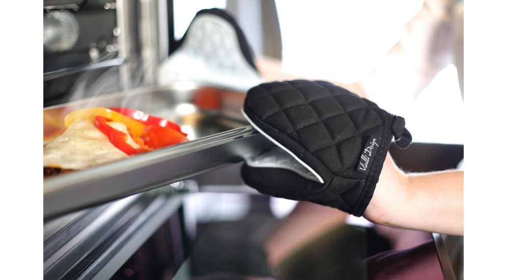 Rękawica kuchenna silikonowa łapka czarna LIVIO