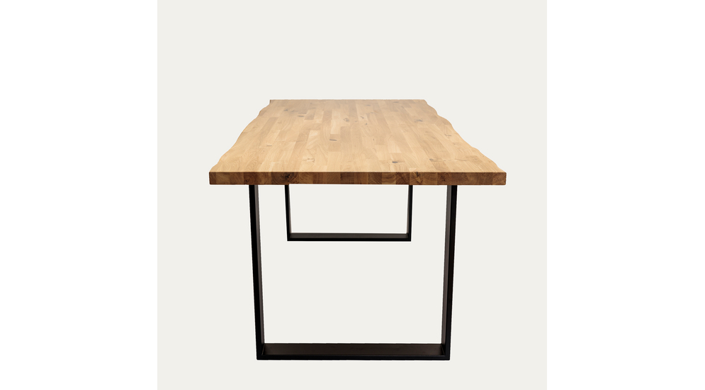 Stół z drewna dębowego na metalowych nogach