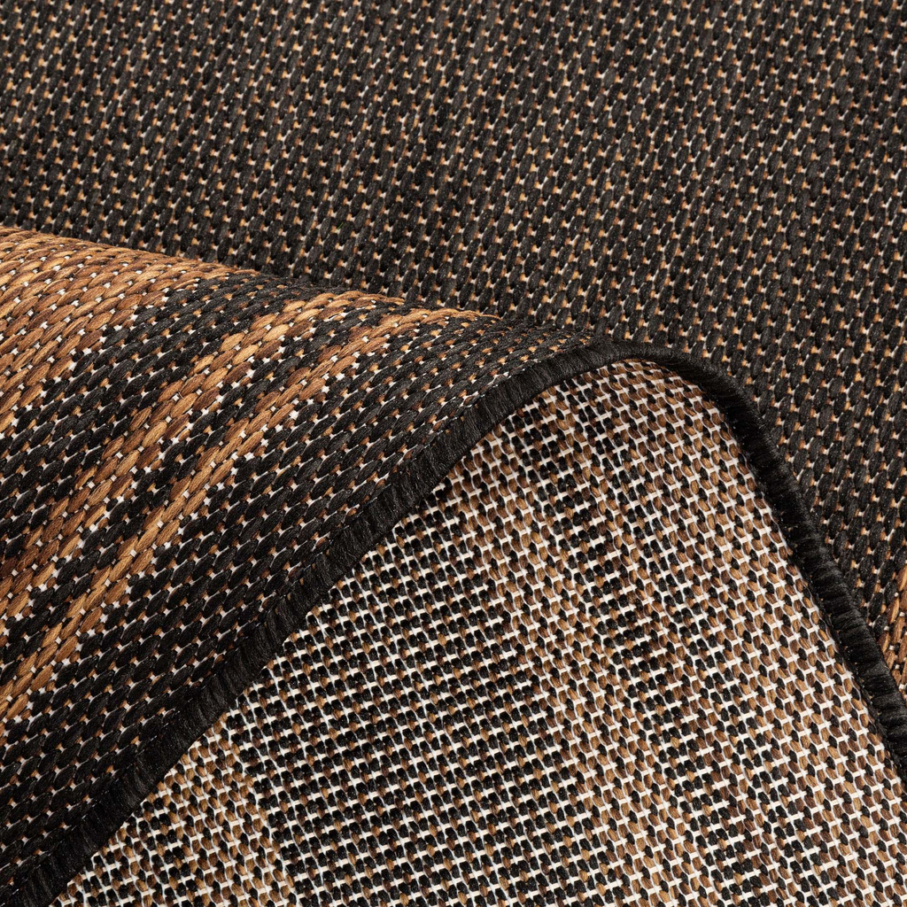 Dywanik antracytowy PALMA 60x100 cm wykonany z połączenia włókien polipropylenowych i poliestrowych - detal.