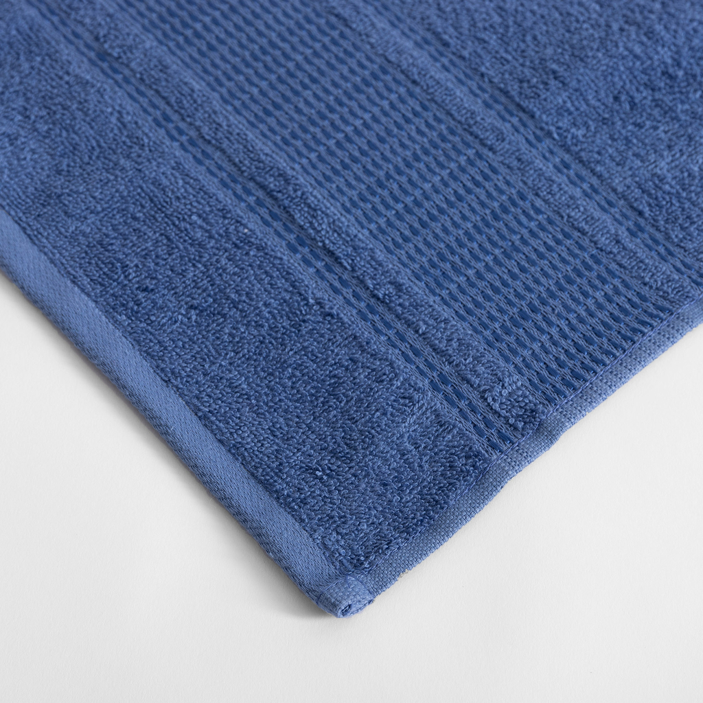 Niebieski ręcznik z bawełny