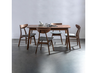 Stół z 4 krzesłami WALVA