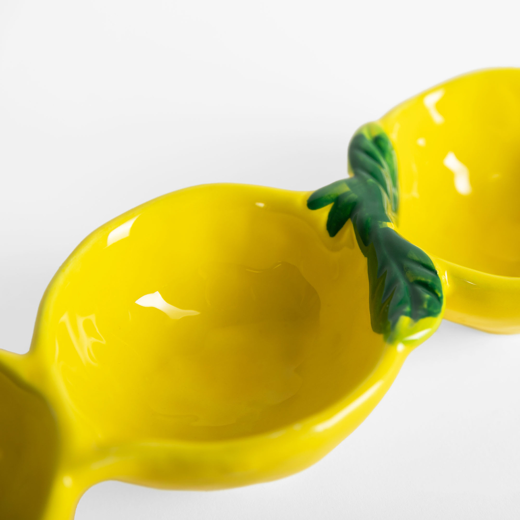 Żółte potrójne naczynie w kształcie cytryn