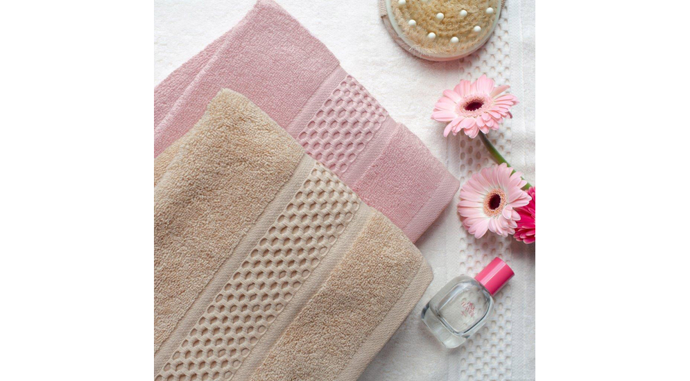 Ręcznik bawełniany ASTI różowy 50x90 cm 