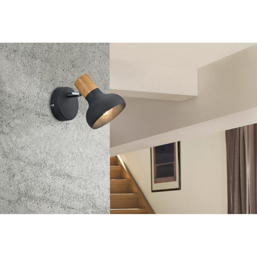 Kinkiet LATIKA to oświetlenie, które idealnie podkreśli loftowy, minimalistyczny charakter wnętrza.