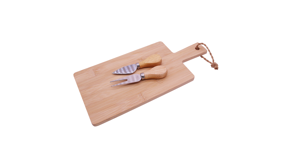 Drewniana prostokątna deska z nożem i widelcem do serów