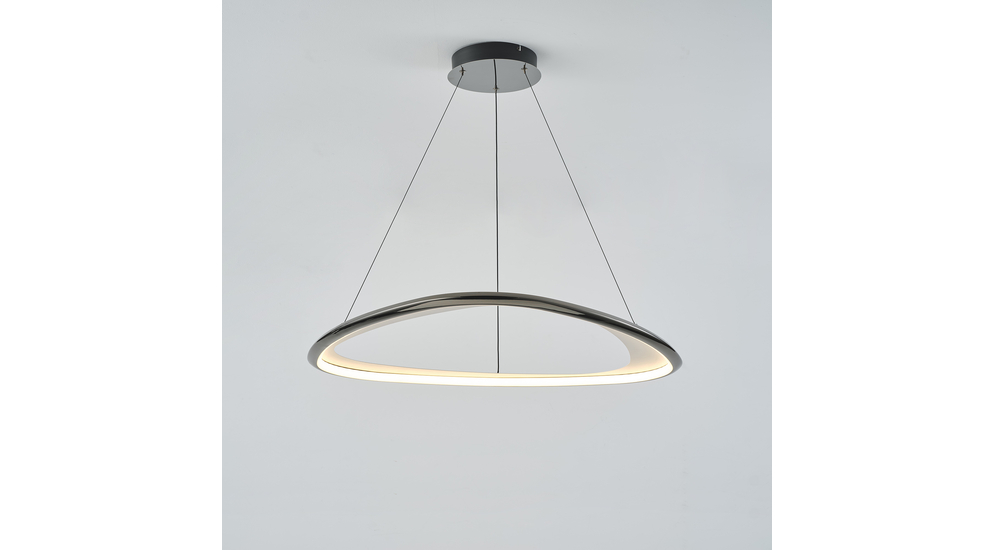 Lampa wisząca GETAFE idealnie sprawdza się w pomieszczeniach z wysokim sufitem.