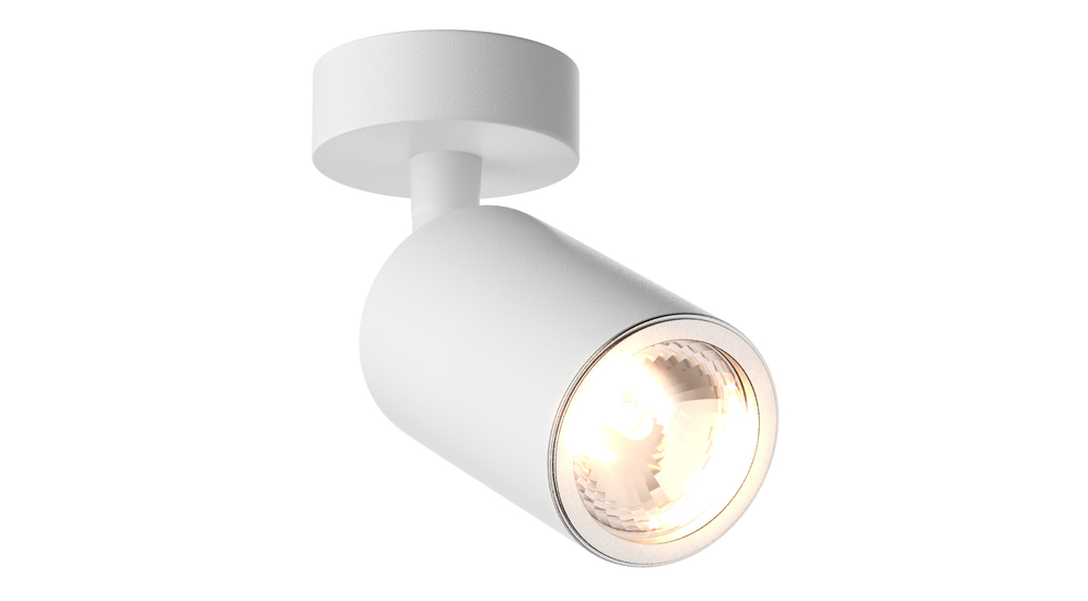 Reflektor podwieszany TORI w białym, matowym kolorze. Płynna regulacja klosza pozwala na skierowanie światła w dowolne miejsce. Mocujesz go do sufitu lub ściany, a potem ustawiasz światło tak, jak Ci wygodnie.