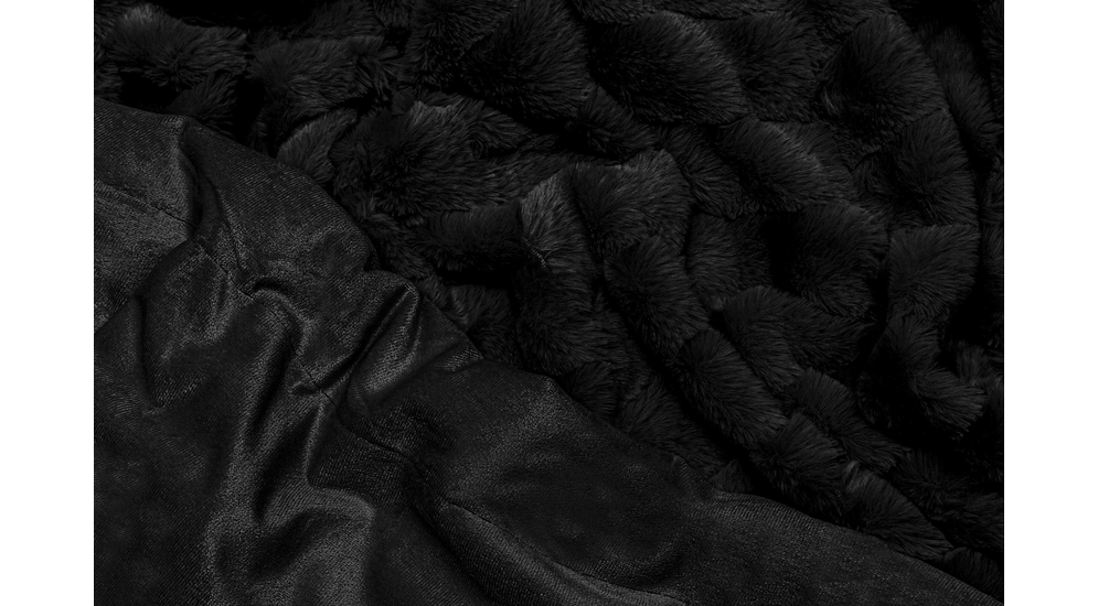 Koc włochacz czarny MAISON 150x200 cm