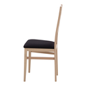 Krzesło drewniane z tapicerowanym siedziskiem DUNGA